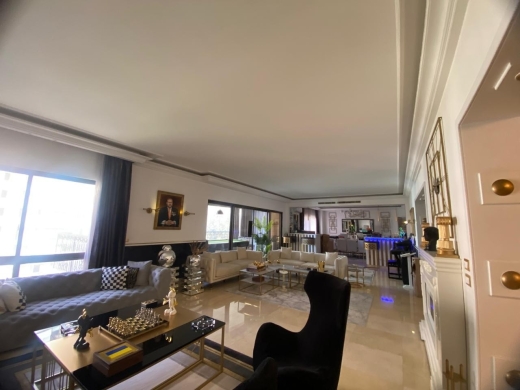 Luxury Living! Unfurnished 3-Bedroom Apartment For Rent in Uneso — 5