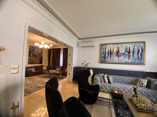 Luxury Living! Unfurnished 3-Bedroom Apartment For Rent in Uneso — 3