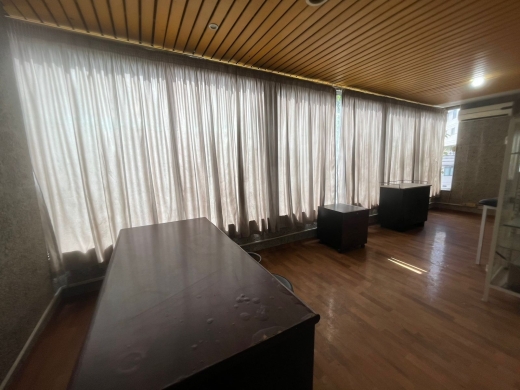80 SQM Polyclinic For Rent in Achrafieh, Roum — 6