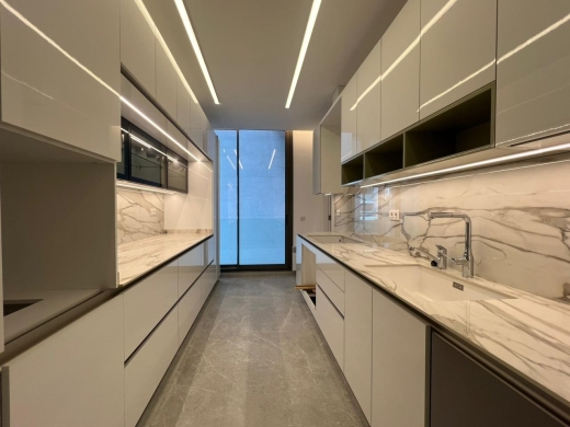 3-Bedroom Loft with Terrace For Sale in Achrafieh, Soho — 5