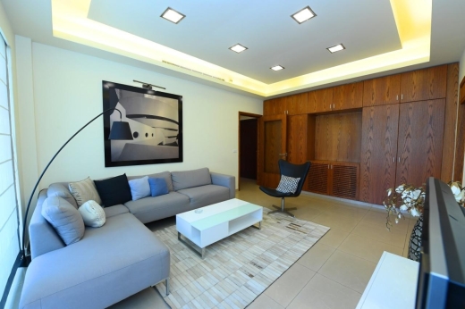 Great investment! 5 Apartments For Sale Together in One Shot in Minet El Hosn — 2