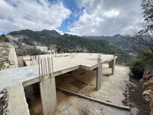 A 900 SQM Land With Permit For Sale in Chahtoul — 5