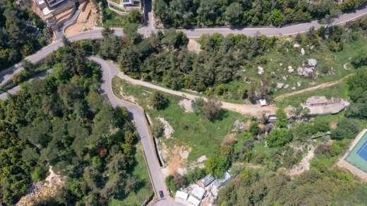 Exclusive! A 7,000 SQM Land For Sale in A Prime Location in Chalimar, Baabdat