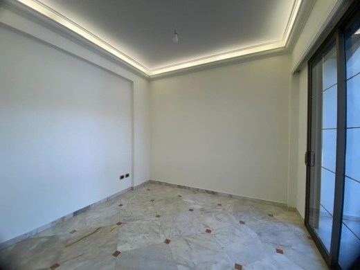 High-End Apartment with Mountain View For Sale in Clemenceau, Ras Beirut — 15