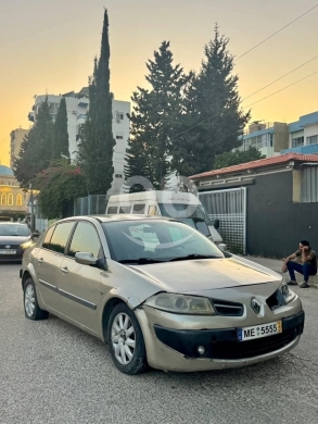 رينو ميغان موديل 2008