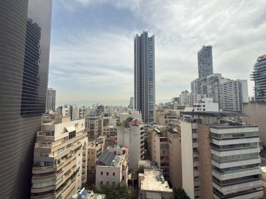 Modern Loft with Terrace & City View For Sale in Achrafieh, Carré D'or — 6