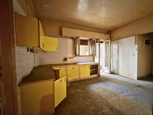 3-Bedroom Apartment For Sale in Achrafieh, Hotel Alexandre — 3