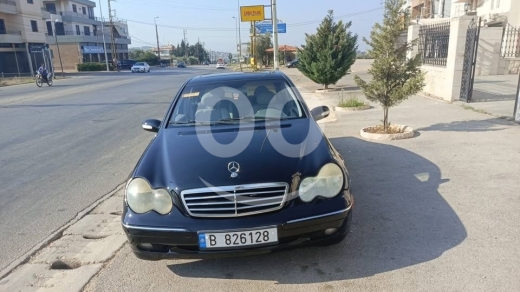 Mercedes C320 model 2002 — 2