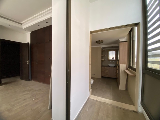 Spacious Apartment with Amazing Open City View For Rent in Koraytem, Ras Beirut — 11
