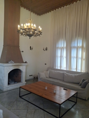 Traditional Lebanese House For Sale in Smar Jbeil, Batroun — 16