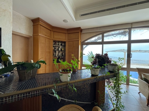 Luxurious Furnished Villa For Sale in A Prime Location in Monteverde — 22