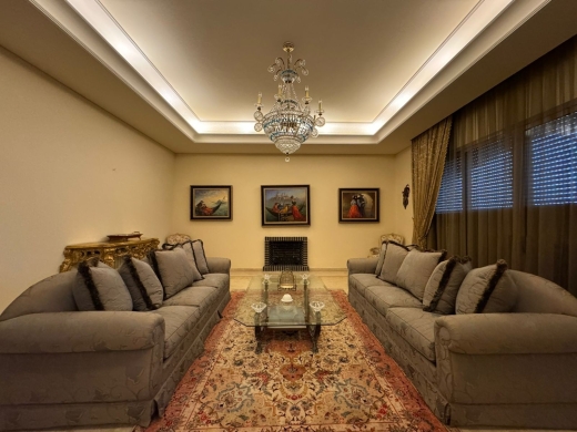 Luxurious Furnished Villa For Sale in A Prime Location in Monteverde