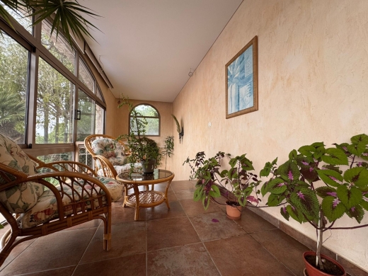 Luxurious Furnished Villa For Sale in A Prime Location in Monteverde — 23