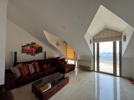 Luxurious Furnished Villa For Sale in A Prime Location in Monteverde — 16