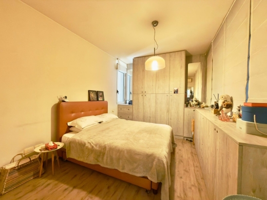 Beautiful 2-Bedroom Apartment For Sale in Achrafieh, Lycée — 7