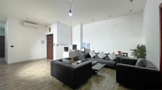 A 500 SQM Warehouse For Sale in Mezher
