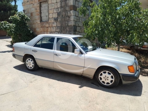 Mercedes-Benz موديل ١٩٩٢ — 2