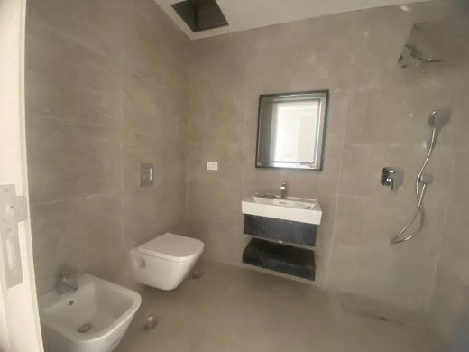 Luxury Living! Apartment with Sea & City View For Rent in Clemenceau, Ras Beirut — 11