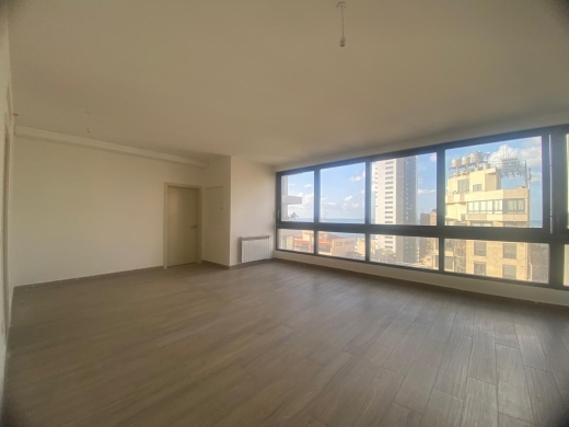 Luxury Living! Apartment with Sea & City View For Rent in Clemenceau, Ras Beirut — 4