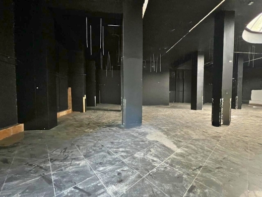 Amazing 900 SQM Shop For Rent in Achrafieh, Alexandre area — 5