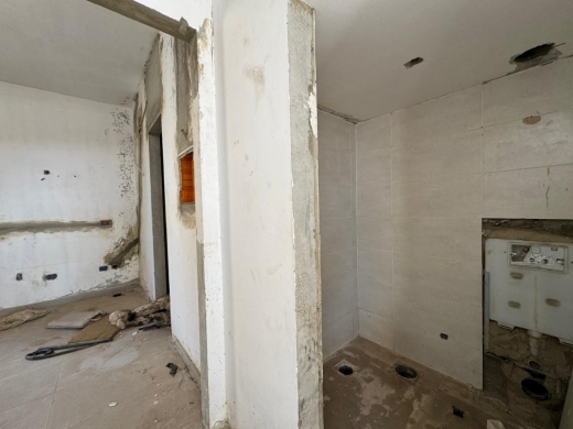 A 660 SQM Building For Sale in Ain Najem — 2