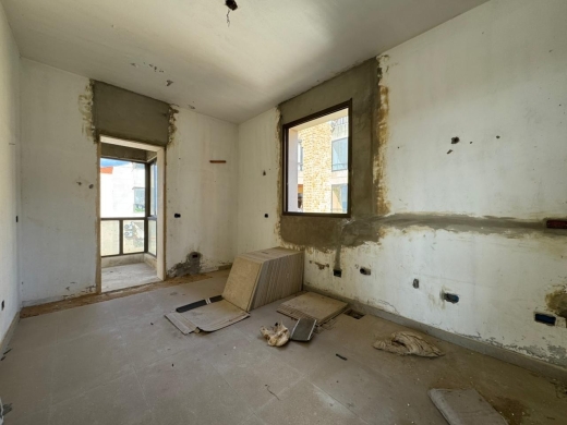 A 660 SQM Building For Sale in Ain Najem