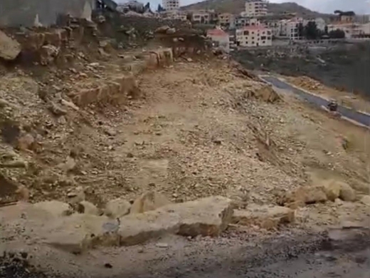 1,000 SQM Land with Open View For Sale in Bhamdoun