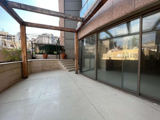 Spacious Apartment With a Terrace For Sale in Achrafieh, Saydeh — 11