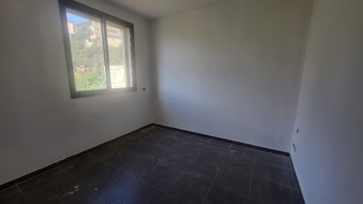 Spacious Brand New Apartment With Garden For Sale in Adma — 8