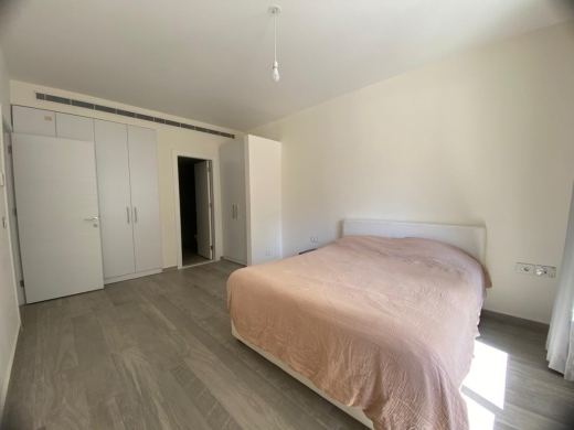 Bright 3-Bedroom Apartment For Rent in Kontari, Ras Beirut — 7