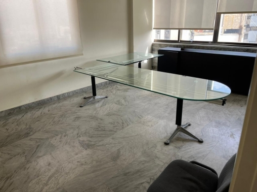 190 SQM Office For Rent in Great Location in Hamra, Ras Beirut