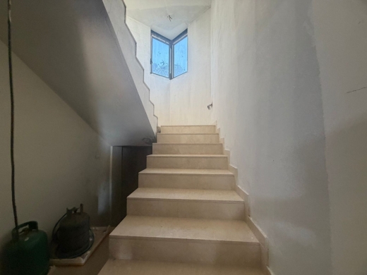 Exclusive! An Individual Villa For Sale in Ebrin, Batroun — 19