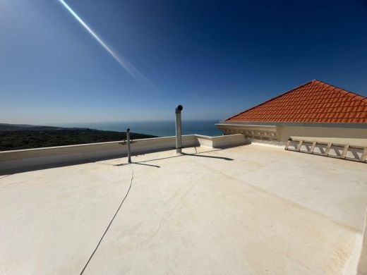 Exclusive! An Individual Villa For Sale in Ebrin, Batroun — 7