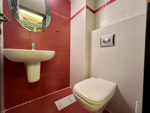 Bright Apartment For Rent in Achrafieh, Geitawi — 11