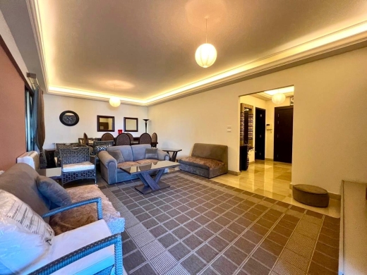 Bright Apartment For Rent in Achrafieh, Geitawi