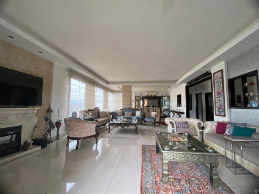 3-Bedroom Apartment For Sale in Corniche Canal 7, Beirut
