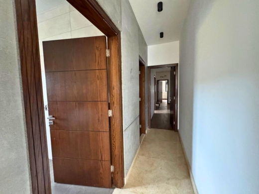 Spacious Apartment For Sale in Montverde — 11