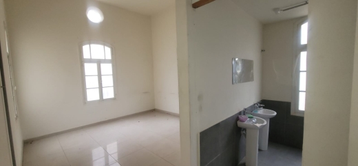 Commercial House For Rent in Jounieh — 4