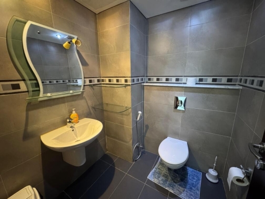 Spacious Apartment For Rent in Ras El Nabeh, Beirut — 11