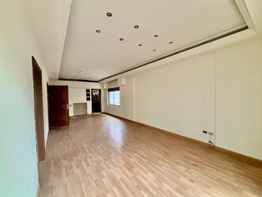Spacious Apartment Suitable as Office For Sale in Badaro — 3