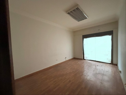 Spacious Apartment Suitable as Office For Sale in Badaro — 6