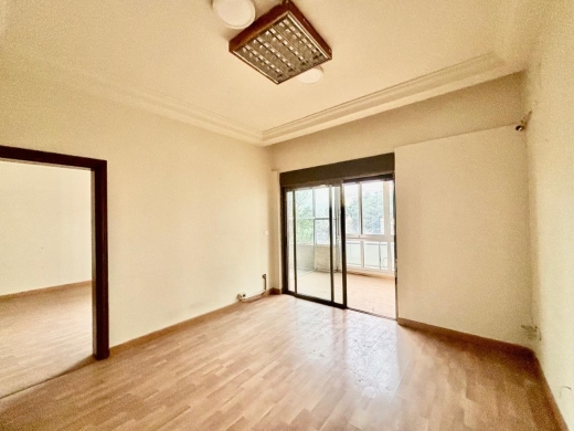 Spacious Apartment Suitable as Office For Sale in Badaro — 5