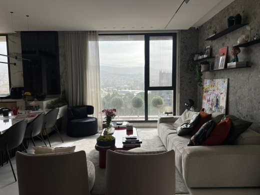 Luxurious 3-Bedroom Apartment For Sale in Achrafieh, Sioufi