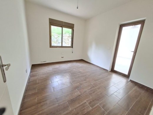 Brand New Apartment for Sale in Blat, Mastita With Terrace — 2