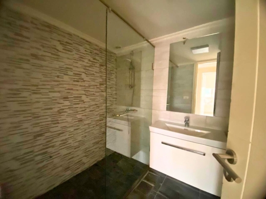 Renovated 2-Bedroom Apartment For Sale in Gefinor, Ras Beirut — 7
