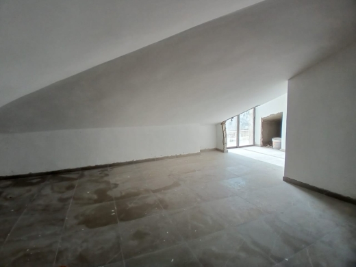 Duplex With Panoramic View For Sale in Chwaya, El Metn — 7
