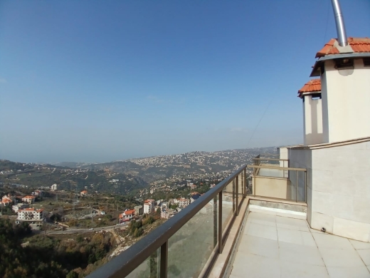 Duplex With Panoramic View For Sale in Chwaya, El Metn — 2