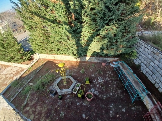 Exclusive! A 3,815 Land With Traditional Lebanese House For Sale in Khenchara — 9