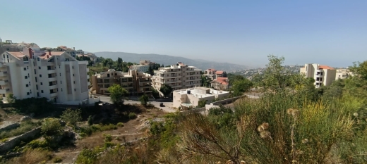A 856 SQM Land For Sale in Klayaat