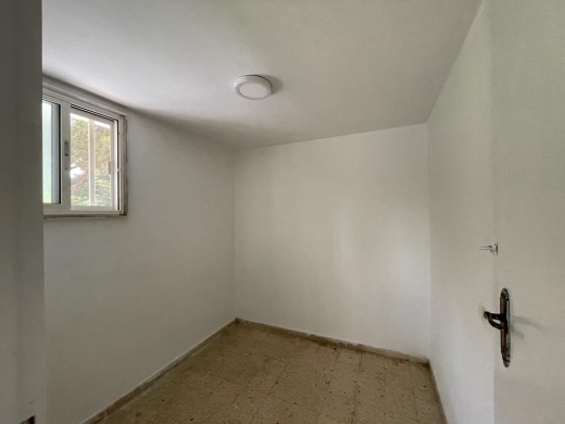 Spacious Apartment for Sale in Horsh Tabet — 15
